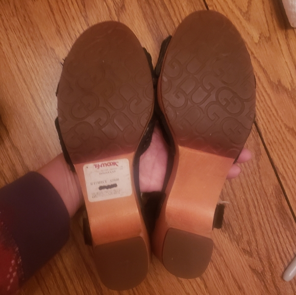 UGG Luella Black suede leather ankle strap clog sandals 9 NWT - Picture 8 of 10